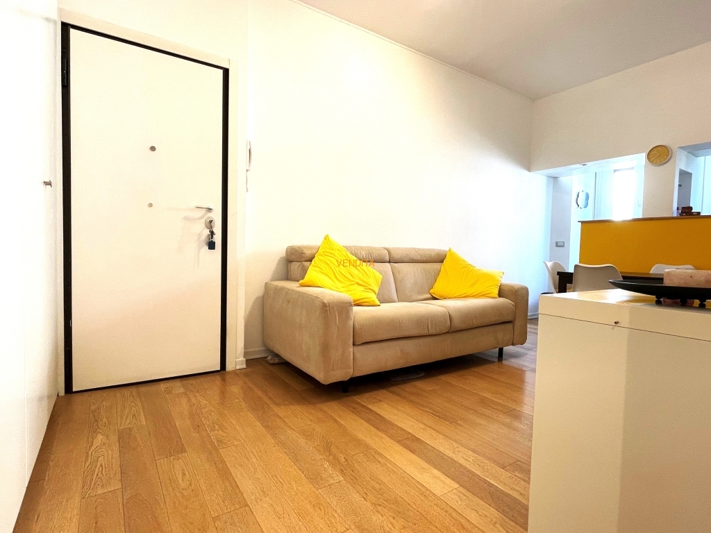 SALA (5)